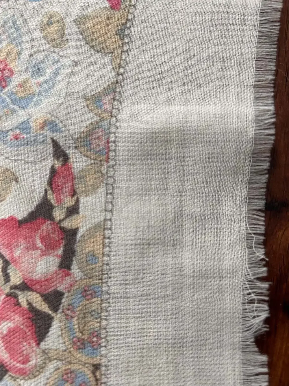 Vintage Club 7 Echo Paisley Floral Print Square Scarf, approx. 36”